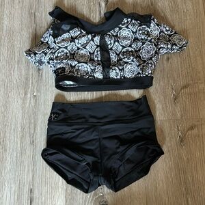 Kandi Kouture CM Dance set